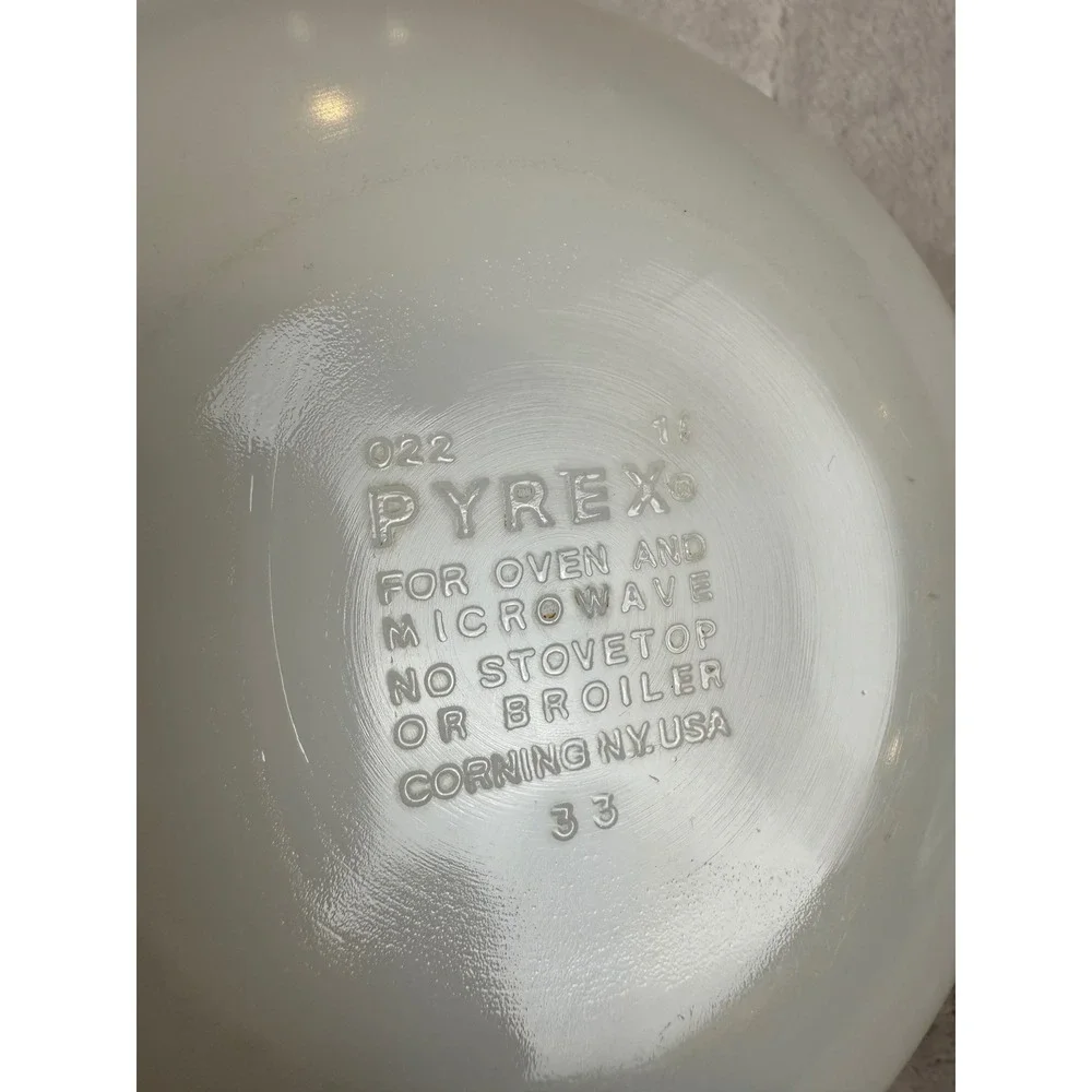 Pyrex vintage 022